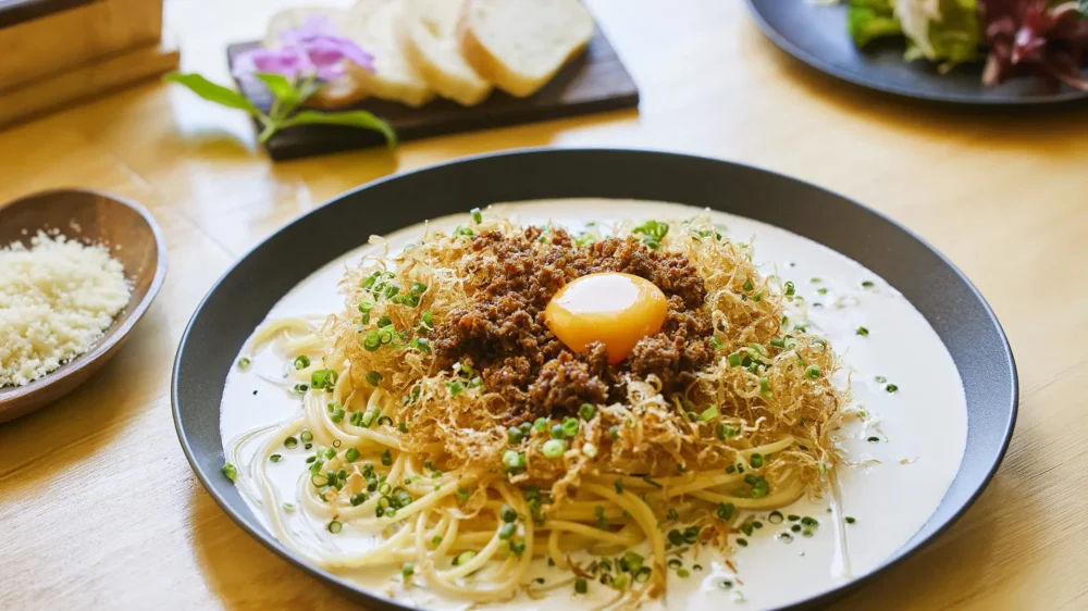 屋久島レストラン_パパピアット_縄文牛のクリームパスタ